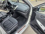 Hyundai Accent-16