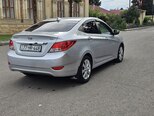 Hyundai Accent-5