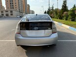 Toyota Prius-4