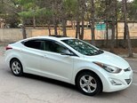 Hyundai Elantra-12