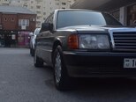 Mercedes 190-2