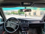 Mercedes 190-2
