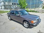 Mercedes 190-1