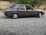 Mercedes 190-5