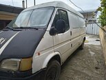 Ford Transit-5