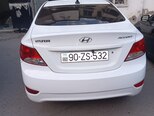 Hyundai Accent-2