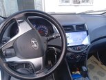 Hyundai Accent-7