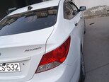 Hyundai Accent-6