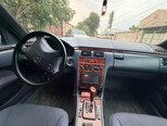 Mercedes E 220-16