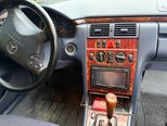Mercedes E 220-17