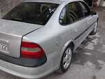 Opel Vectra-12