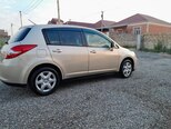 Nissan Tiida-2
