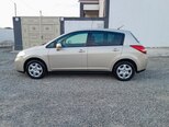 Nissan Tiida-5