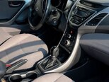 Hyundai Elantra-4