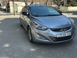 Hyundai Elantra-2