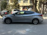 Hyundai Elantra-6