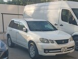 Mitsubishi Airtrek-1