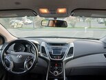Hyundai Elantra-9