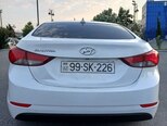 Hyundai Elantra-2